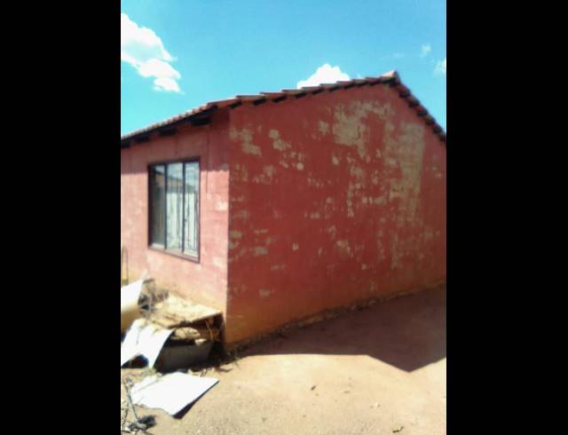 2 BEDROOM HOUSE FOR SALE IN SOSHANGUVE P